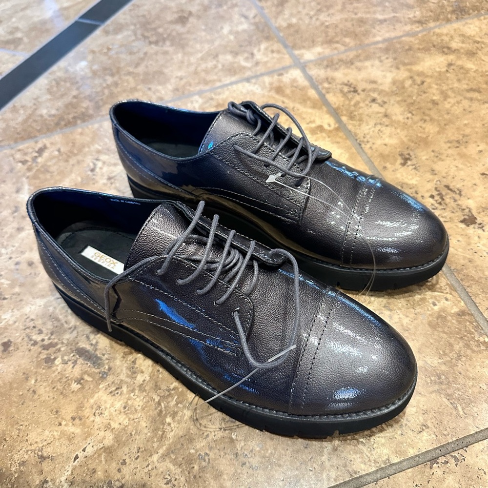 Geox silver/grey leather loafers